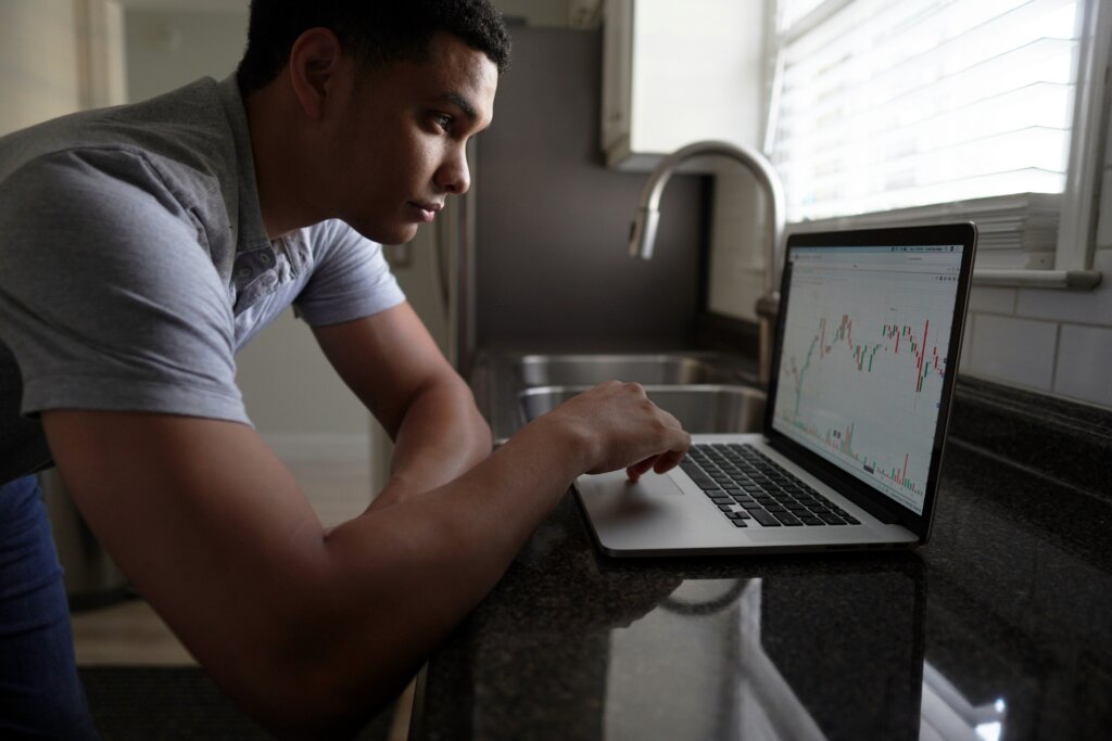 LETTER FROM THE FOUNDER: ISA vs Savings Account: What the Numbers Actually Say Over 20 Years